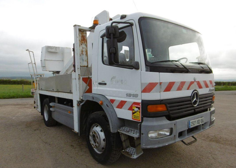 Mercedes-Benz Atego 1318 Nacelle - Lifting basket truck - شاحنة, شاحنة كرين: صور 2 Mercedes-Benz Atego 1318 Nacelle - Lifting basket truck - شاحنة, شاحنة كرين: صور 2