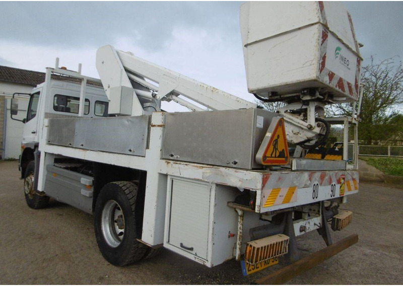 Mercedes-Benz Atego 1318 Nacelle - Lifting basket truck - شاحنة, شاحنة كرين: صور 4 Mercedes-Benz Atego 1318 Nacelle - Lifting basket truck - شاحنة, شاحنة كرين: صور 4