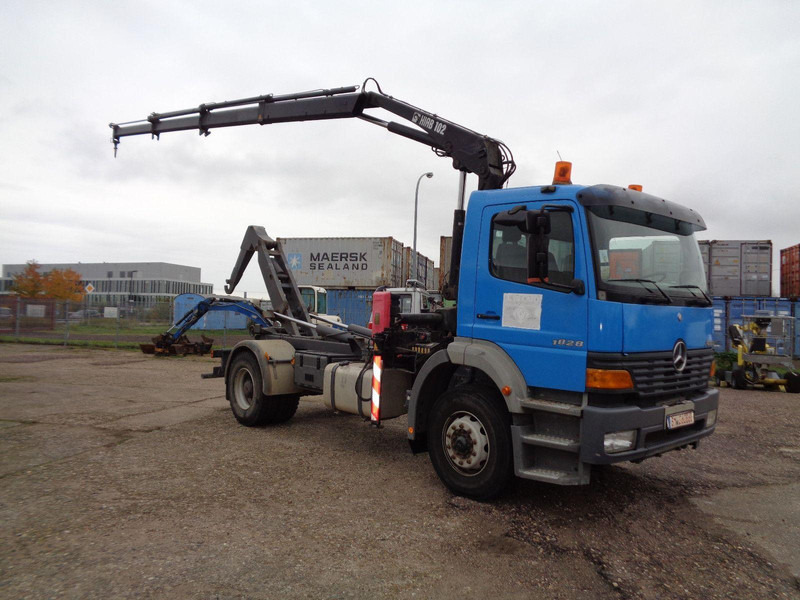 Mercedes-Benz Atego 1828 Hook lift truck + Crane Hiab 102 - شاحنة ذات الخطاف, شاحنة كرين: صور 2 Mercedes-Benz Atego 1828 Hook lift truck + Crane Hiab 102 - شاحنة ذات الخطاف, شاحنة كرين: صور 2