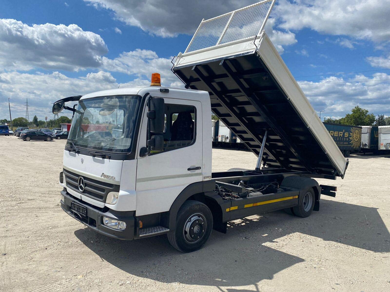 Mercedes-Benz Atego 818 - 3 sided tipper - قلابات: صور 1 Mercedes-Benz Atego 818 - 3 sided tipper - قلابات: صور 1