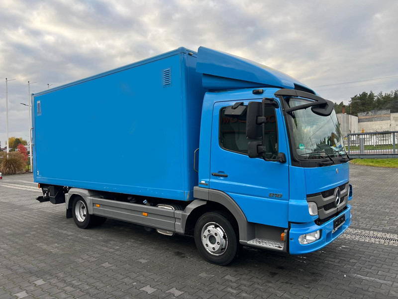 Mercedes-Benz Atego 818 BOX CONTAINER + LIFT 1.HAND (DE) - بصندوق مغلق شاحنة: صور 5 Mercedes-Benz Atego 818 BOX CONTAINER + LIFT 1.HAND (DE) - بصندوق مغلق شاحنة: صور 5