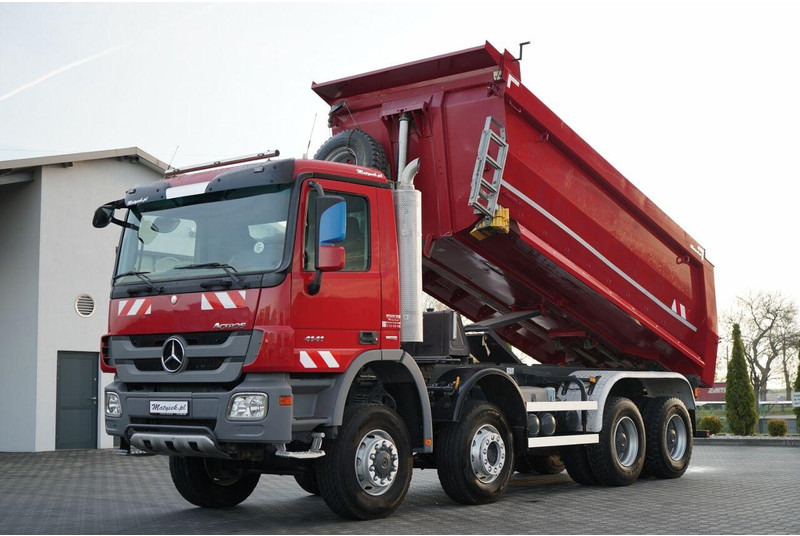 Mercedes-Benz CTROS 4141 / 8X6 / WYWROTKA TYLNOZSYPOWA / MEILLER KIPPER 5.3M / - قلابات: صور 4 Mercedes-Benz CTROS 4141 / 8X6 / WYWROTKA TYLNOZSYPOWA / MEILLER KIPPER 5.3M / - قلابات: صور 4
