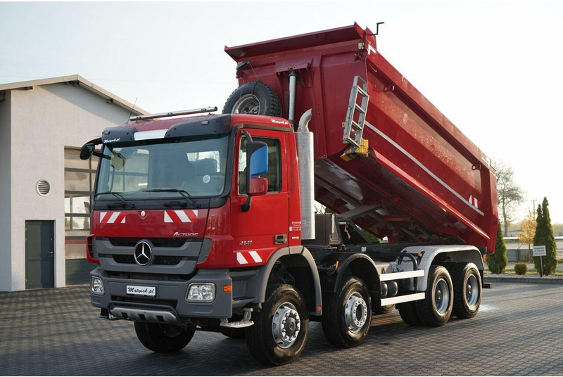 Mercedes-Benz CTROS 4141 / 8X6 / WYWROTKA TYLNOZSYPOWA / MEILLER KIPPER 5.3M / - قلابات: صور 3 Mercedes-Benz CTROS 4141 / 8X6 / WYWROTKA TYLNOZSYPOWA / MEILLER KIPPER 5.3M / - قلابات: صور 3