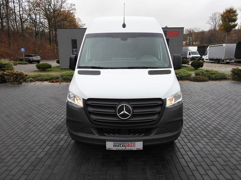 Mercedes-Benz ESPRINTER NOWY ELEKTRYCZNY FURGON AUTOMAT GWARANCJA 95KM [ 607 - الشاحنات الصغيرة صندوق مغلق, فان كهربائية: صور 5 Mercedes-Benz ESPRINTER NOWY ELEKTRYCZNY FURGON AUTOMAT GWARANCJA 95KM [ 607 - الشاحنات الصغيرة صندوق مغلق, فان كهربائية: صور 5