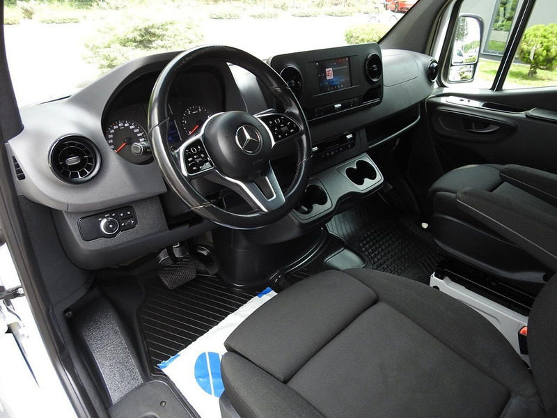 Mercedes-Benz SPRINTER FURGON BRYGADÓWKA 5 MIEJSC TEMPOMAT NAWIGACJA KLIMATYZ - صغيرة, ميكروباص: صور 2 Mercedes-Benz SPRINTER FURGON BRYGADÓWKA 5 MIEJSC TEMPOMAT NAWIGACJA KLIMATYZ - صغيرة, ميكروباص: صور 2