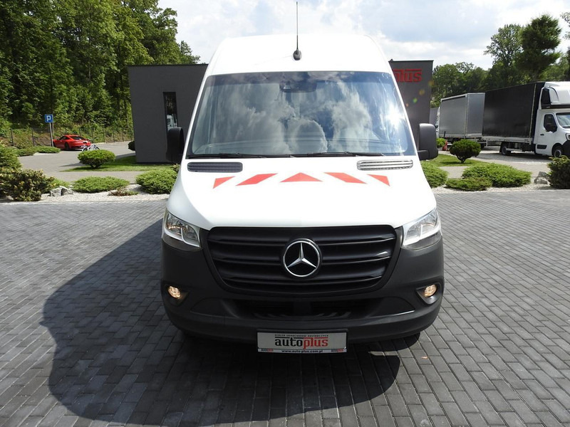 Mercedes-Benz SPRINTER FURGON BRYGADÓWKA 5 MIEJSC TEMPOMAT NAWIGACJA KLIMATYZ - صغيرة, ميكروباص: صور 5 Mercedes-Benz SPRINTER FURGON BRYGADÓWKA 5 MIEJSC TEMPOMAT NAWIGACJA KLIMATYZ - صغيرة, ميكروباص: صور 5