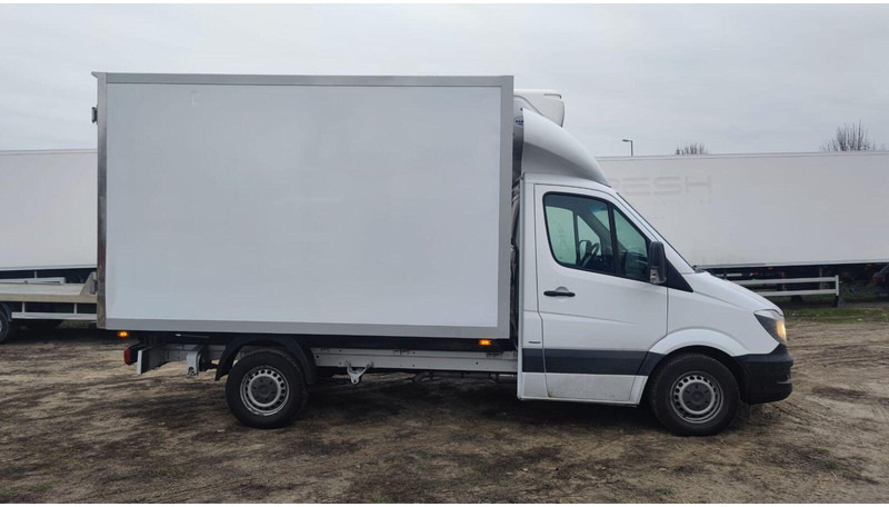 Mercedes-Benz Sprinter 316 cdi - Carrier Xarios 500 frigo - 3,5t - 220V - الشاحنات الصغيرة المبردة: صور 3 Mercedes-Benz Sprinter 316 cdi - Carrier Xarios 500 frigo - 3,5t - 220V - الشاحنات الصغيرة المبردة: صور 3