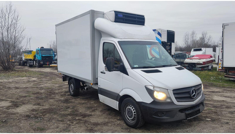 Mercedes-Benz Sprinter 316 cdi - Carrier Xarios 500 frigo - 3,5t - 220V - الشاحنات الصغيرة المبردة: صور 1 Mercedes-Benz Sprinter 316 cdi - Carrier Xarios 500 frigo - 3,5t - 220V - الشاحنات الصغيرة المبردة: صور 1