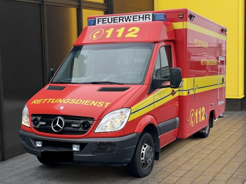 Mercedes-Benz Sprinter 516 CDI Ambulance car - سيارة إسعاف: صور 1 Mercedes-Benz Sprinter 516 CDI Ambulance car - سيارة إسعاف: صور 1