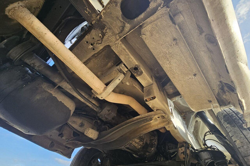 الشاحنات الصغيرة المسطحة Mercedes-Benz Sprinter 616 Flatbed + crane Cormach: صور 16 الشاحنات الصغيرة المسطحة Mercedes-Benz Sprinter 616 Flatbed + crane Cormach: صور 16