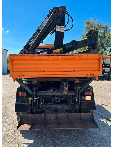 Mercedes-Benz UNIMOG - جرار بعجلتين: صور 4 Mercedes-Benz UNIMOG - جرار بعجلتين: صور 4