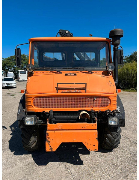 Mercedes-Benz UNIMOG - جرار بعجلتين: صور 2 Mercedes-Benz UNIMOG - جرار بعجلتين: صور 2