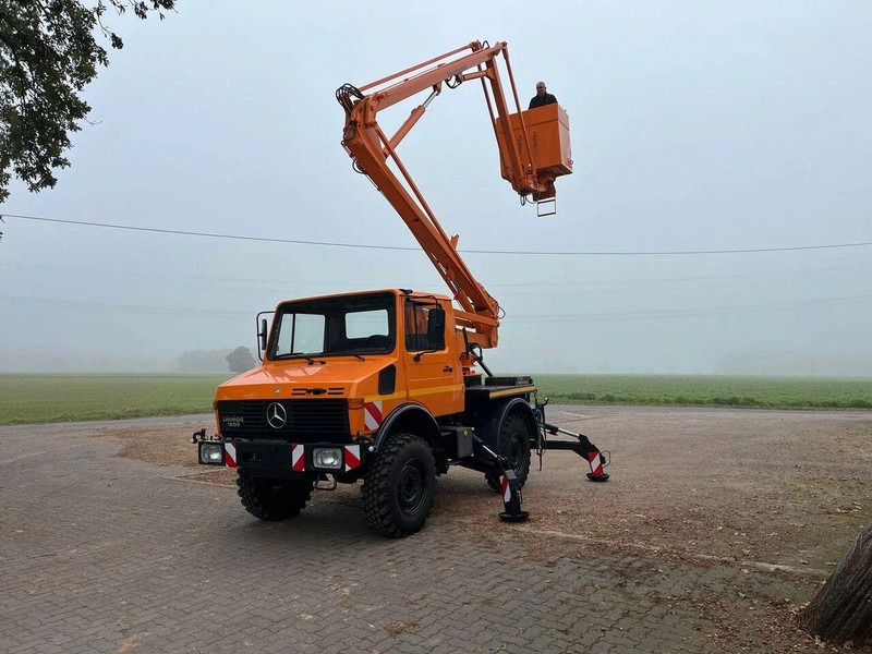 Mercedes-Benz Unimog 1200 4x4 - Lifting basket - شاحنة, شاحنة كرين: صور 3 Mercedes-Benz Unimog 1200 4x4 - Lifting basket - شاحنة, شاحنة كرين: صور 3