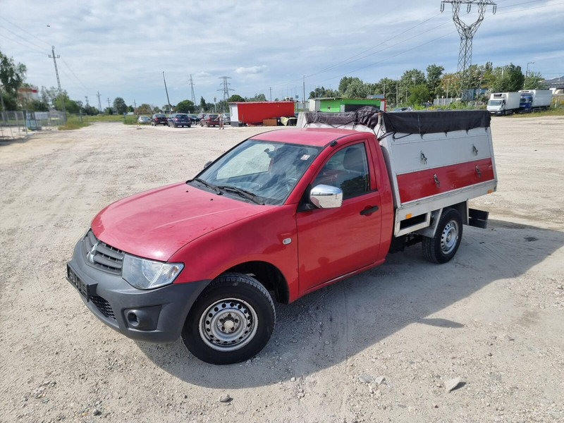 Mitsubishi L200 2,5 d - 3 sided Tipper - قلاب صغير: صور 2 Mitsubishi L200 2,5 d - 3 sided Tipper - قلاب صغير: صور 2