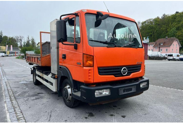 Nissan Atleon 80.19 - Hook lift truck+tipper - شاحنة ذات الخطاف: صور 4 Nissan Atleon 80.19 - Hook lift truck+tipper - شاحنة ذات الخطاف: صور 4