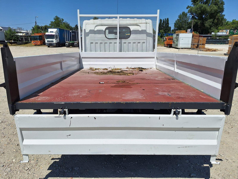 قلاب صغير Nissan Cabstar 2,5 TDi - 3 sided Tipper: صور 17 قلاب صغير Nissan Cabstar 2,5 TDi - 3 sided Tipper: صور 17