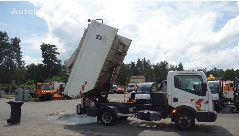 Nissan Cabstar 45.13 - شاحنة القمامة: صور 5 Nissan Cabstar 45.13 - شاحنة القمامة: صور 5