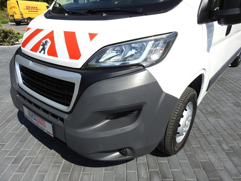 صغيرة, ميكروباص Peugeot BOXER FURGON BRYGADÓWKA  7 MIEJSC 110KM [ D89973 ]: صور 19