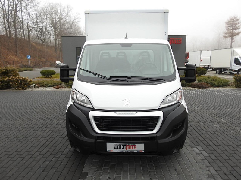 Peugeot BOXER KONTENER WINDA 8 PALET TEMPOMAT KLIMATYZACJA  140KM [ V050 - الشاحنات الصغيرة صندوق مغلق: صور 5 Peugeot BOXER KONTENER WINDA 8 PALET TEMPOMAT KLIMATYZACJA  140KM [ V050 - الشاحنات الصغيرة صندوق مغلق: صور 5