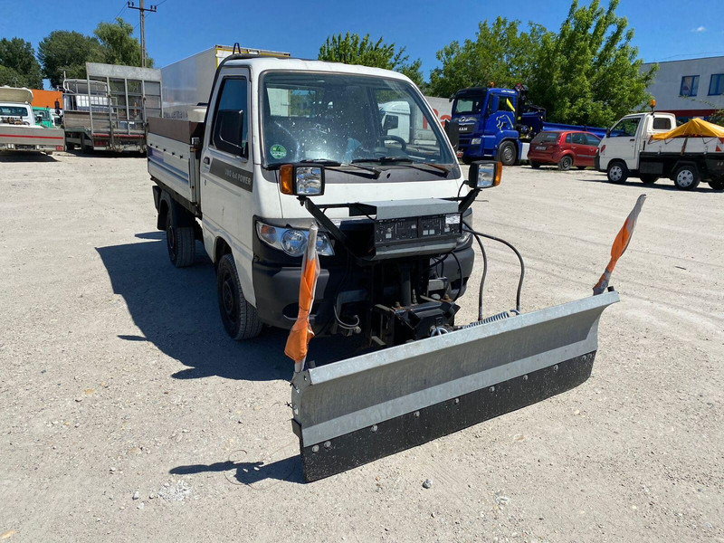 Piaggio Porter 1,2 d Pfau S90 - 4x4 - Tipper - snowplow - قلاب صغير: صور 3 Piaggio Porter 1,2 d Pfau S90 - 4x4 - Tipper - snowplow - قلاب صغير: صور 3