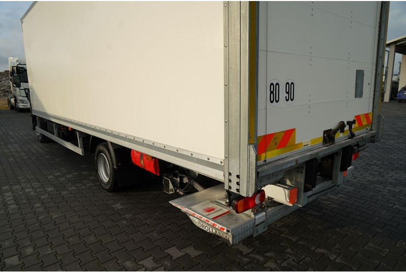 تأجير Renault D 240 / 4x2 / KONTENER / 7,7 M / WINDA DHOLLANDIA / EURO 6 Renault D 240 / 4x2 / KONTENER / 7,7 M / WINDA DHOLLANDIA / EURO 6: صور 11 تأجير Renault D 240 / 4x2 / KONTENER / 7,7 M / WINDA DHOLLANDIA / EURO 6 Renault D 240 / 4x2 / KONTENER / 7,7 M / WINDA DHOLLANDIA / EURO 6: صور 11