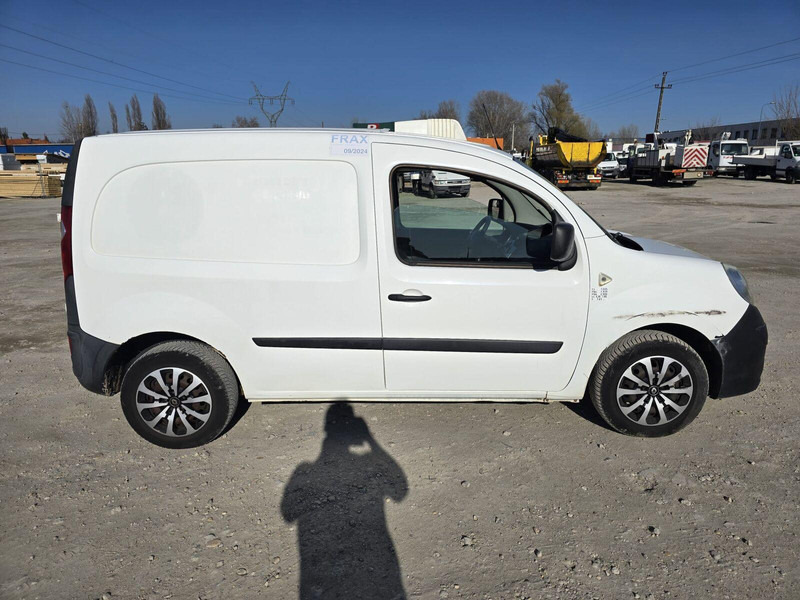 Renault Kangoo - Relec Froid TR10 frigo - الشاحنات الصغيرة المبردة: صور 4 Renault Kangoo - Relec Froid TR10 frigo - الشاحنات الصغيرة المبردة: صور 4