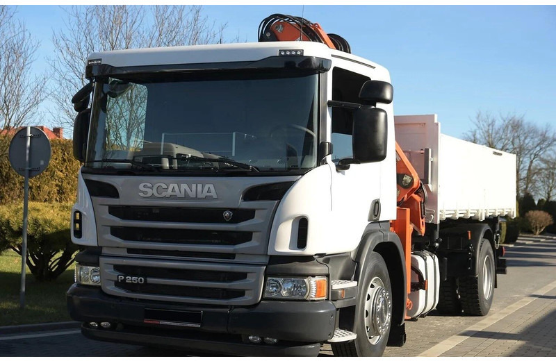 Scania P 250 - 3 way tipper + crane - قلابات, شاحنة كرين: صور 3 Scania P 250 - 3 way tipper + crane - قلابات, شاحنة كرين: صور 3