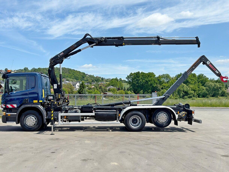 Scania P 360 * ABROLLKIPPER * HIAB 111 BS -2 HIDUO/FUNK - شاحنة ذات الخطاف, شاحنة كرين: صور 5 Scania P 360 * ABROLLKIPPER * HIAB 111 BS -2 HIDUO/FUNK - شاحنة ذات الخطاف, شاحنة كرين: صور 5