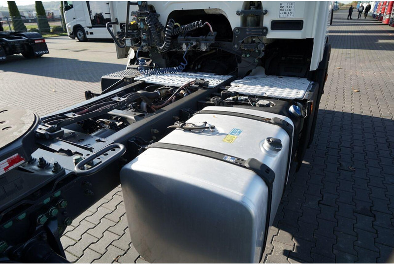 شاحنة جرار Scania P 450 / RETARDER / HYDRAULIKA / NISKA KABINA: صور 14 شاحنة جرار Scania P 450 / RETARDER / HYDRAULIKA / NISKA KABINA: صور 14