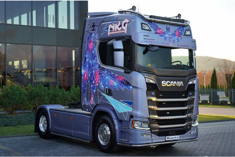 Scania S 580 / V8 / ORGINALNA EDYCJA LIMITED / NR 010 / RETARDER / I-PA - شاحنة جرار: صور 4 Scania S 580 / V8 / ORGINALNA EDYCJA LIMITED / NR 010 / RETARDER / I-PA - شاحنة جرار: صور 4