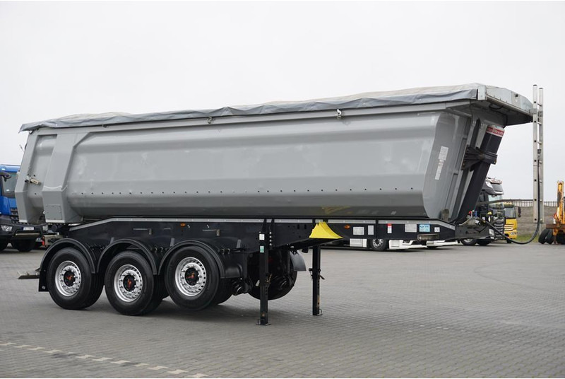 Schwarzmüller / WYWROTKA / 27 M3 / 2 X OŚ PODNOSZONA - قلابة نصف مقطورة: صور 4 Schwarzmüller / WYWROTKA / 27 M3 / 2 X OŚ PODNOSZONA - قلابة نصف مقطورة: صور 4