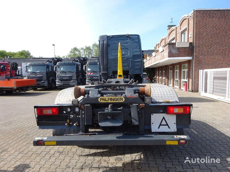 شاحنة ذات الخطاف Volvo FH 460 Hook lift truck 6x2: صور 7 شاحنة ذات الخطاف Volvo FH 460 Hook lift truck 6x2: صور 7