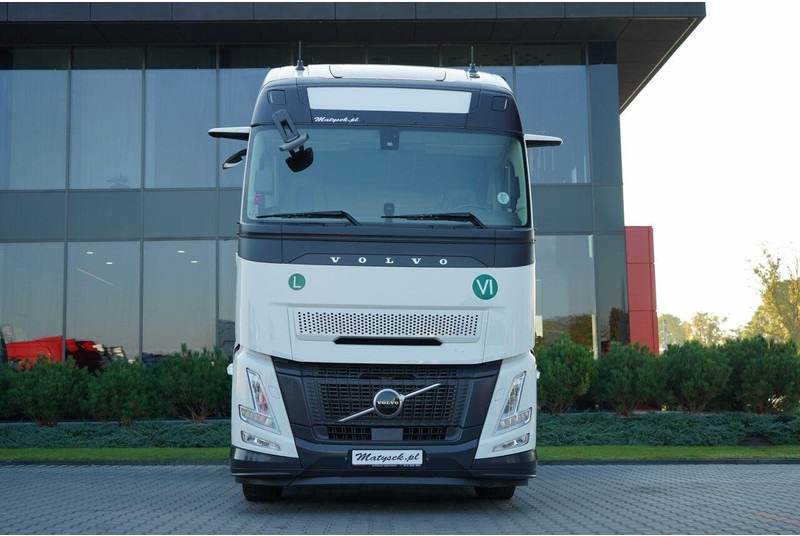 Volvo FH 500 AERO / 2025 ROK / I-SAVE / XXL / GWARANCJA FABRYCZNA - شاحنة جرار: صور 4 Volvo FH 500 AERO / 2025 ROK / I-SAVE / XXL / GWARANCJA FABRYCZNA - شاحنة جرار: صور 4
