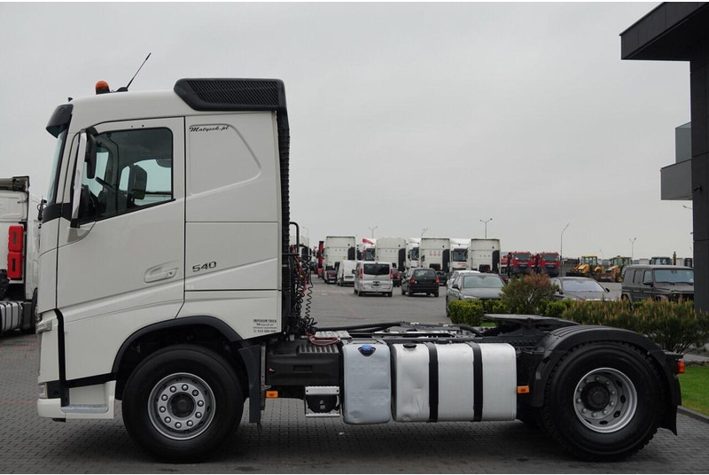 Volvo FH 540 /HYDRAULIKA DWUOBWODOWA / NISKA KABINA / OPONY 100% / P - شاحنة جرار: صور 5 Volvo FH 540 /HYDRAULIKA DWUOBWODOWA / NISKA KABINA / OPONY 100% / P - شاحنة جرار: صور 5