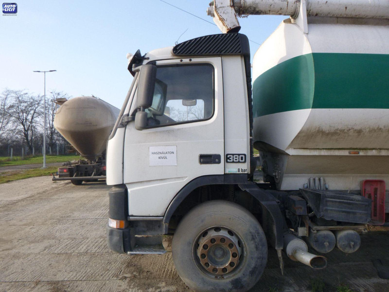 Volvo FM 12.380. - شاحنة صهريج: صور 2 Volvo FM 12.380. - شاحنة صهريج: صور 2