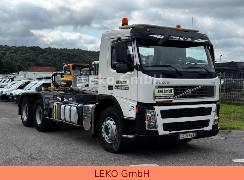 Volvo FM 400 - شاحنة ذات الخطاف: صور 1 Volvo FM 400 - شاحنة ذات الخطاف: صور 1