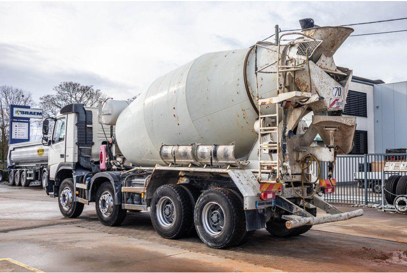 Volvo FMX 410 +LIEBHERR9M³ - شاحنة خلاطة خرسانة: صور 2 Volvo FMX 410 +LIEBHERR9M³ - شاحنة خلاطة خرسانة: صور 2