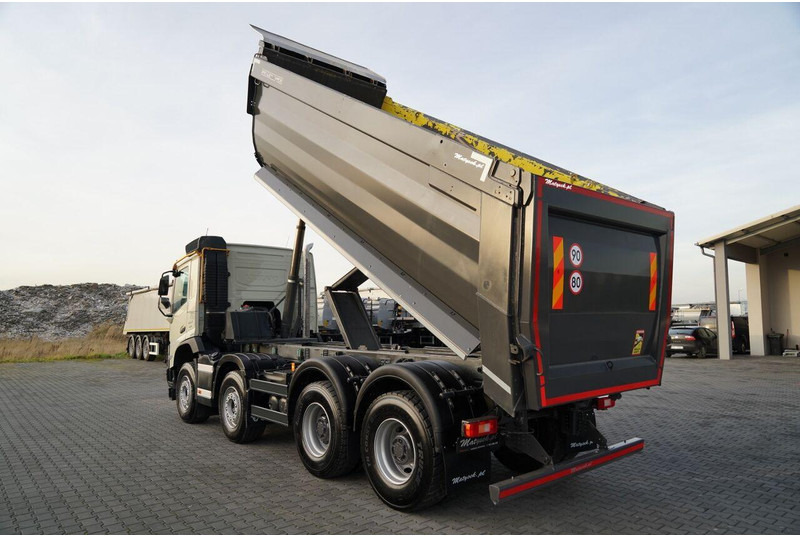 Volvo FMX 460 / 8x4 / WYWROTKA TYLNOZSYPOWA / MEILLER KIPPER / EURO 6 - قلابات: صور 3 Volvo FMX 460 / 8x4 / WYWROTKA TYLNOZSYPOWA / MEILLER KIPPER / EURO 6 - قلابات: صور 3