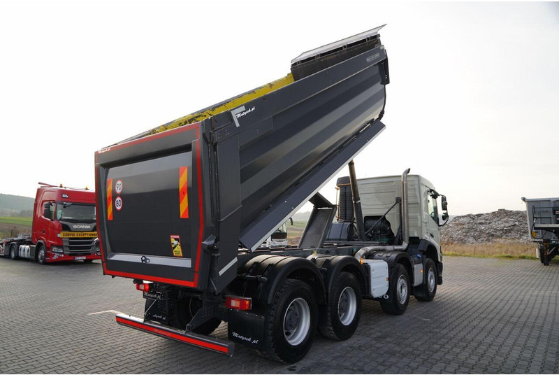 Volvo FMX 460 / 8x4 / WYWROTKA TYLNOZSYPOWA / MEILLER KIPPER / EURO 6 - قلابات: صور 4 Volvo FMX 460 / 8x4 / WYWROTKA TYLNOZSYPOWA / MEILLER KIPPER / EURO 6 - قلابات: صور 4