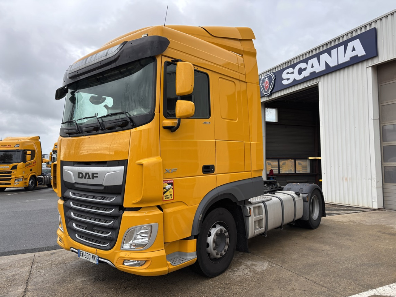 DAF XF480 - شاحنة جرار: صور 1 DAF XF480 - شاحنة جرار: صور 1