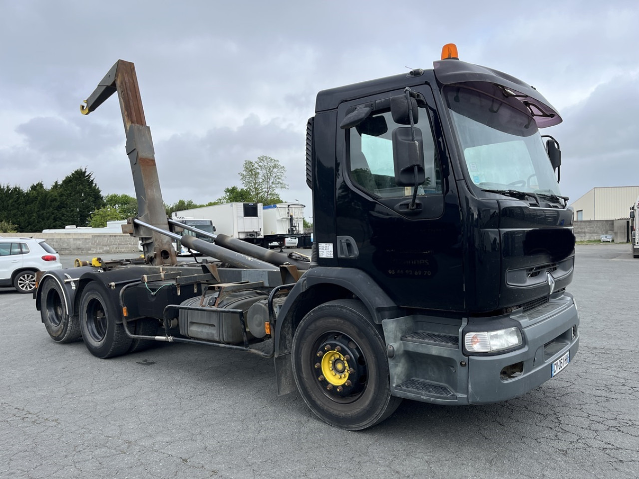 RENAULT PREMIUM 370 6X2 - شاحنة ذات الخطاف: صور 2 RENAULT PREMIUM 370 6X2 - شاحنة ذات الخطاف: صور 2