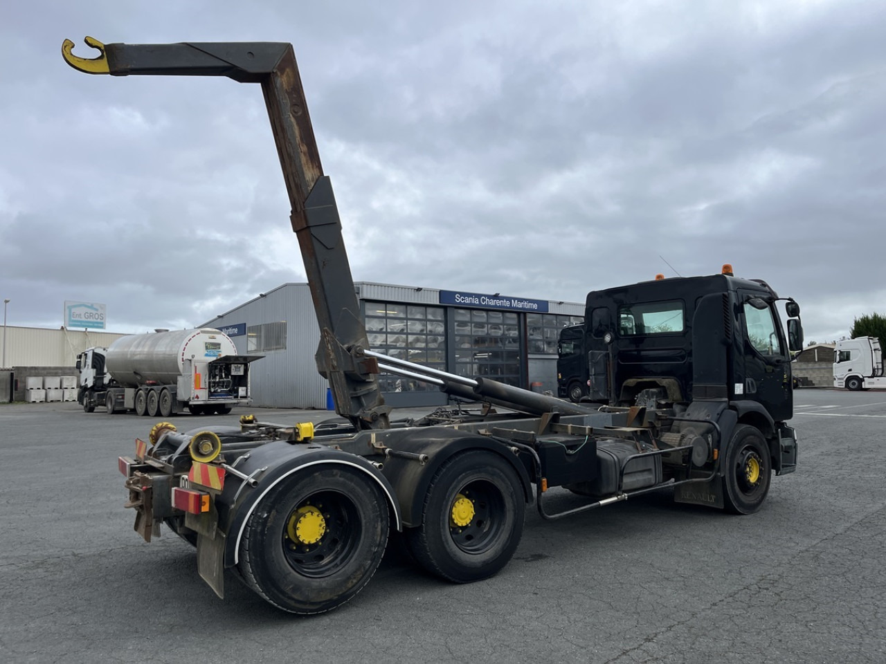RENAULT PREMIUM 370 6X2 - شاحنة ذات الخطاف: صور 3 RENAULT PREMIUM 370 6X2 - شاحنة ذات الخطاف: صور 3