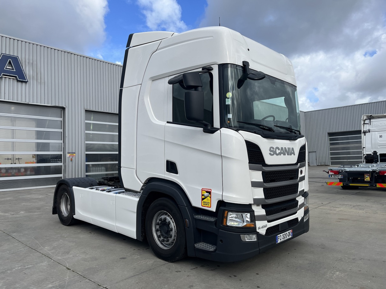 SCANIA R 450 A4x2NA - شاحنة جرار: صور 2 SCANIA R 450 A4x2NA - شاحنة جرار: صور 2
