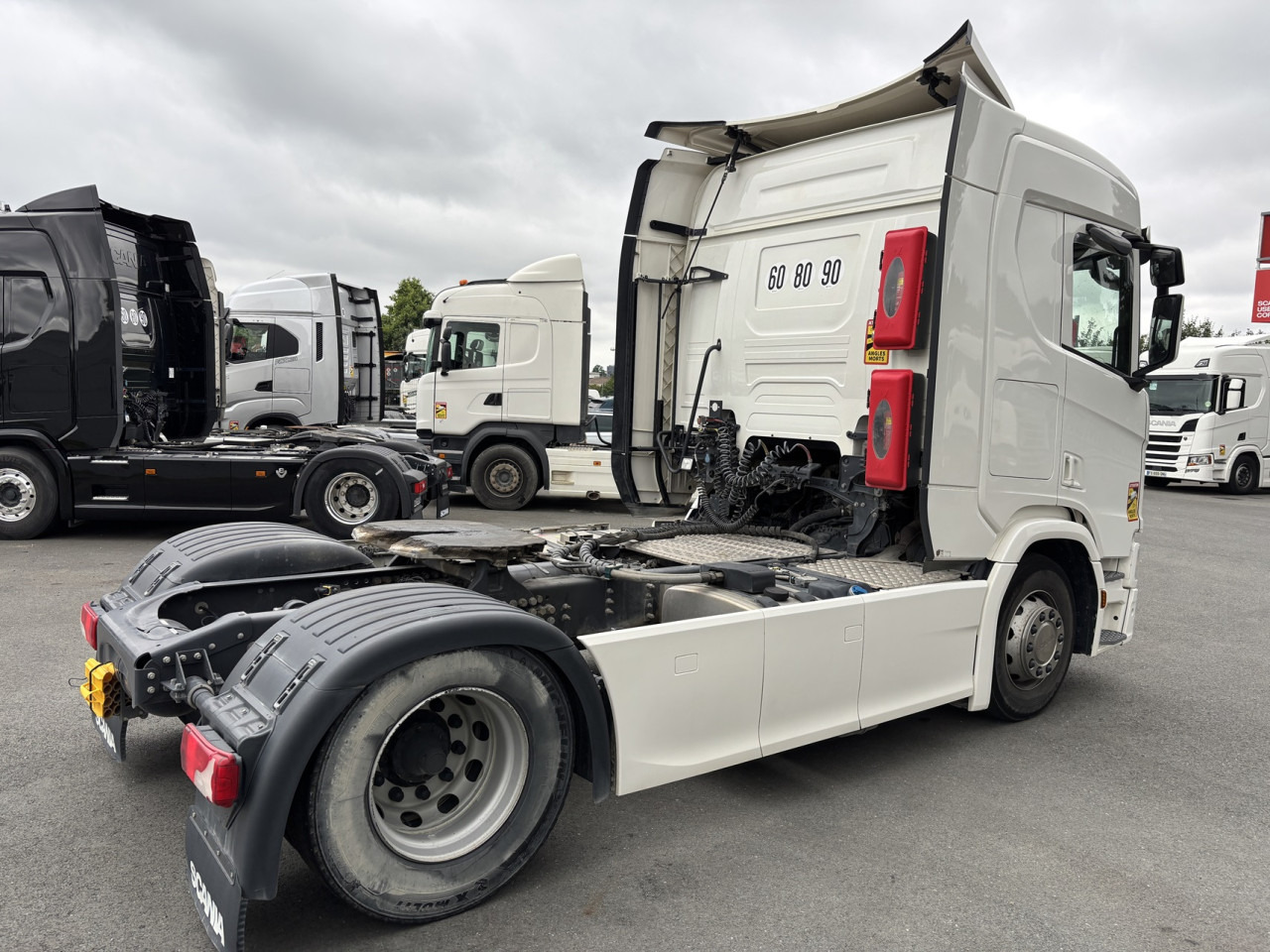 SCANIA R 450 A4x2NB - شاحنة جرار: صور 3 SCANIA R 450 A4x2NB - شاحنة جرار: صور 3