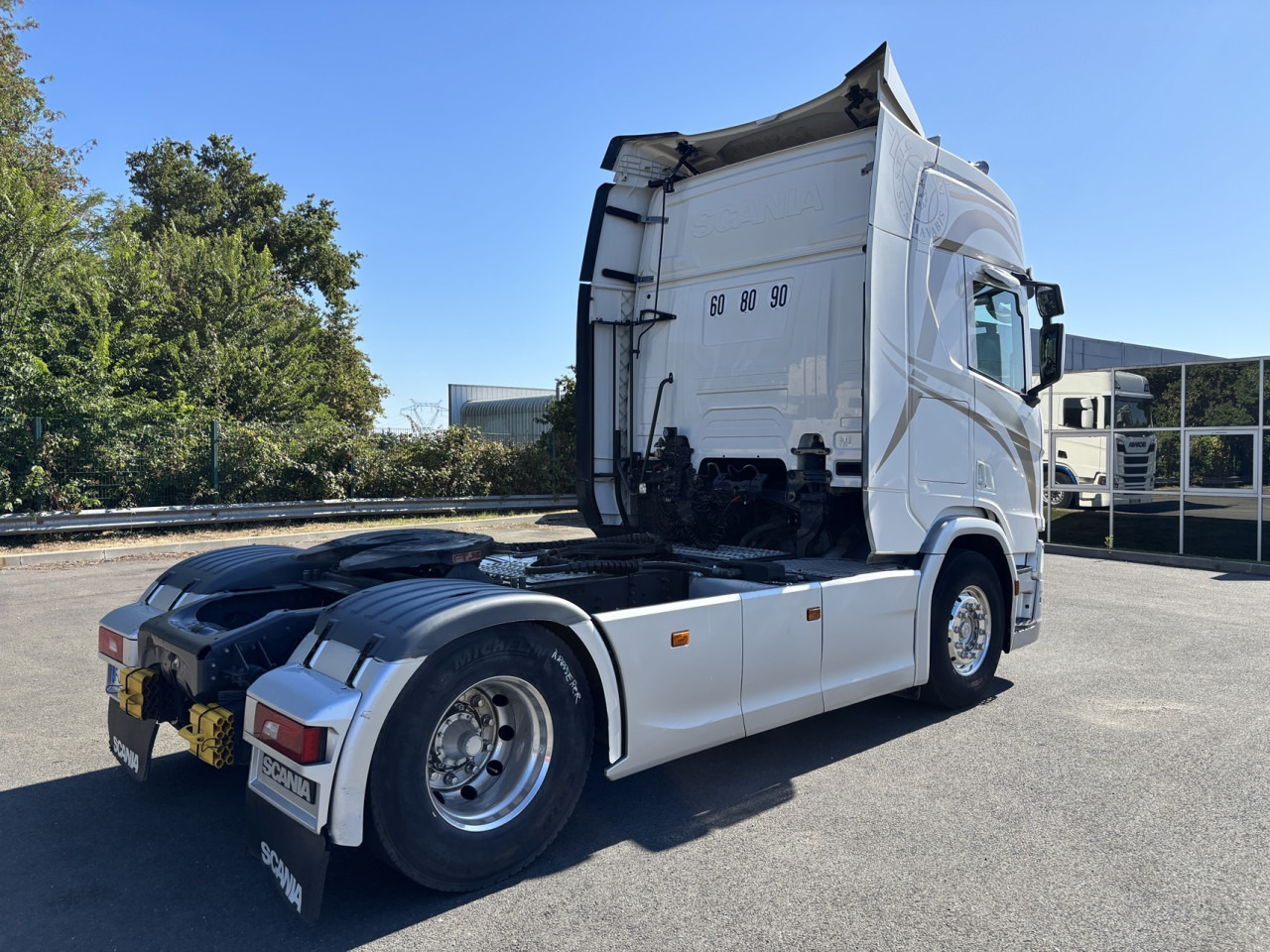 SCANIA R 450 A4x2NB - شاحنة جرار: صور 3 SCANIA R 450 A4x2NB - شاحنة جرار: صور 3