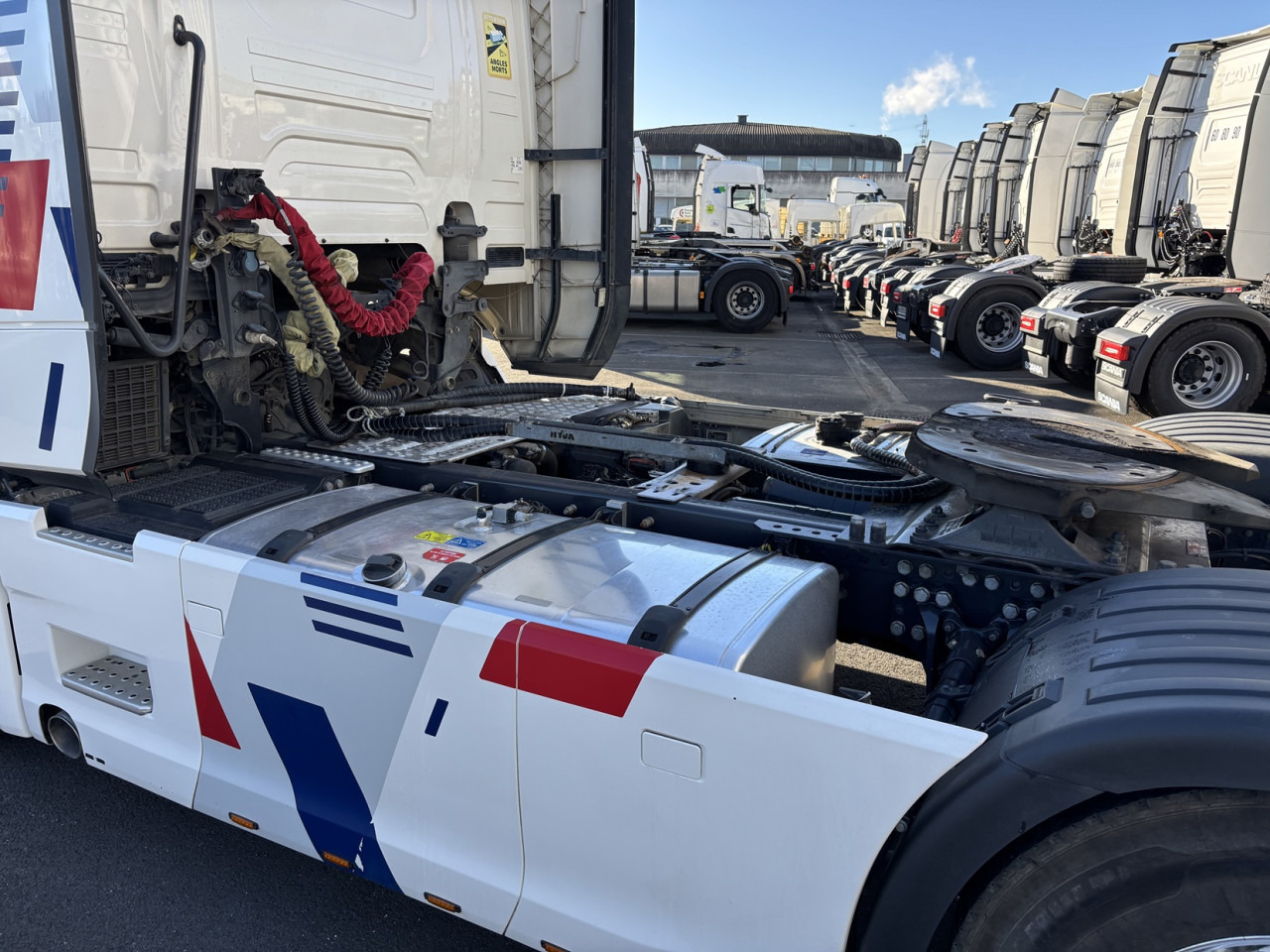 SCANIA R 500 A4x2NA - شاحنة جرار: صور 5 SCANIA R 500 A4x2NA - شاحنة جرار: صور 5