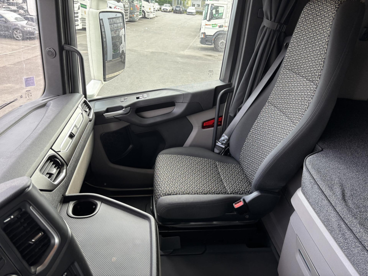 SCANIA S 500 A4x2NA - شاحنة جرار: صور 5 SCANIA S 500 A4x2NA - شاحنة جرار: صور 5