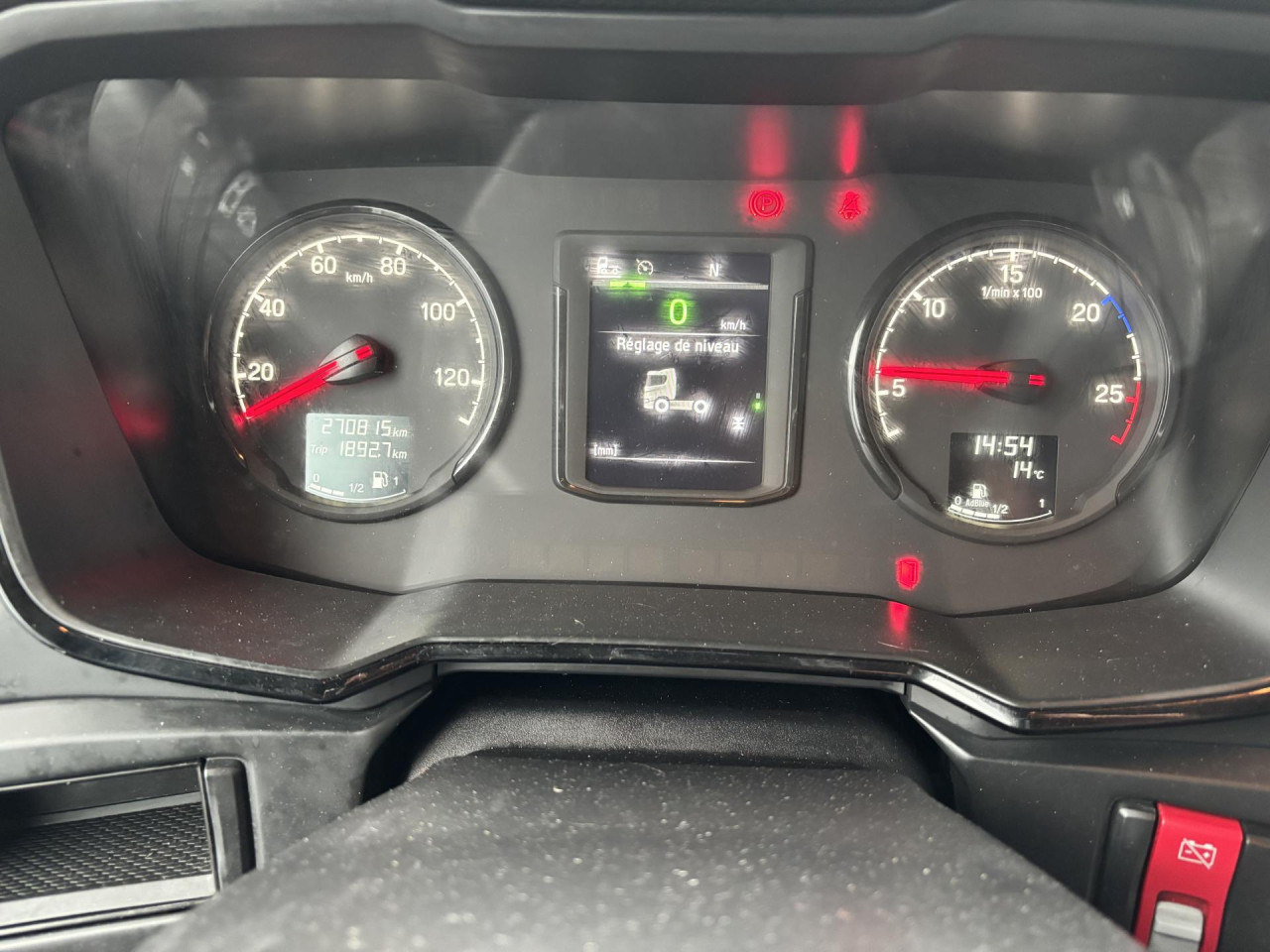 SCANIA R 500 A4x2NA - شاحنة جرار: صور 2 SCANIA R 500 A4x2NA - شاحنة جرار: صور 2