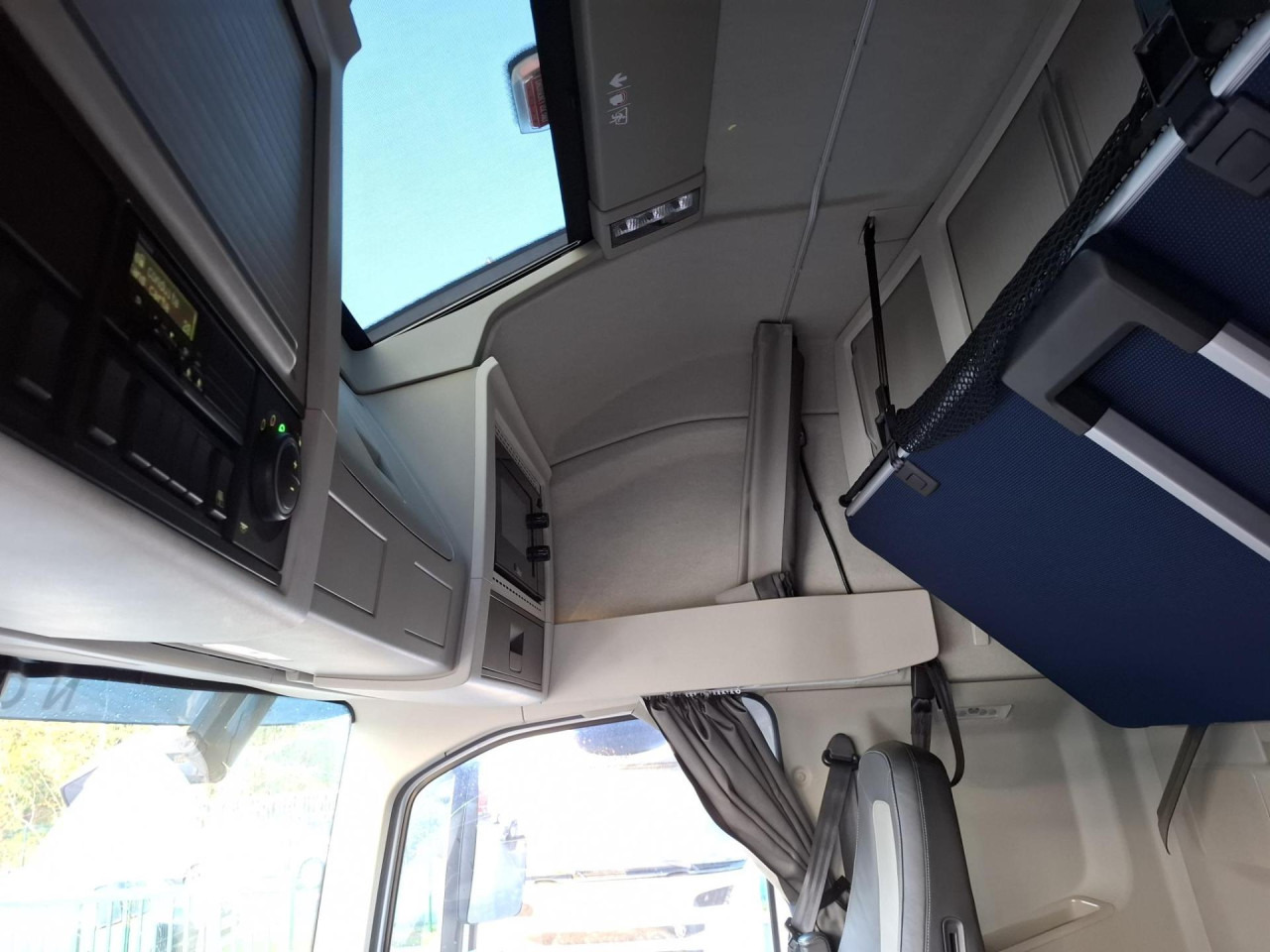 VOLVO VOLVO FH 500 - شاحنة جرار: صور 3 VOLVO VOLVO FH 500 - شاحنة جرار: صور 3