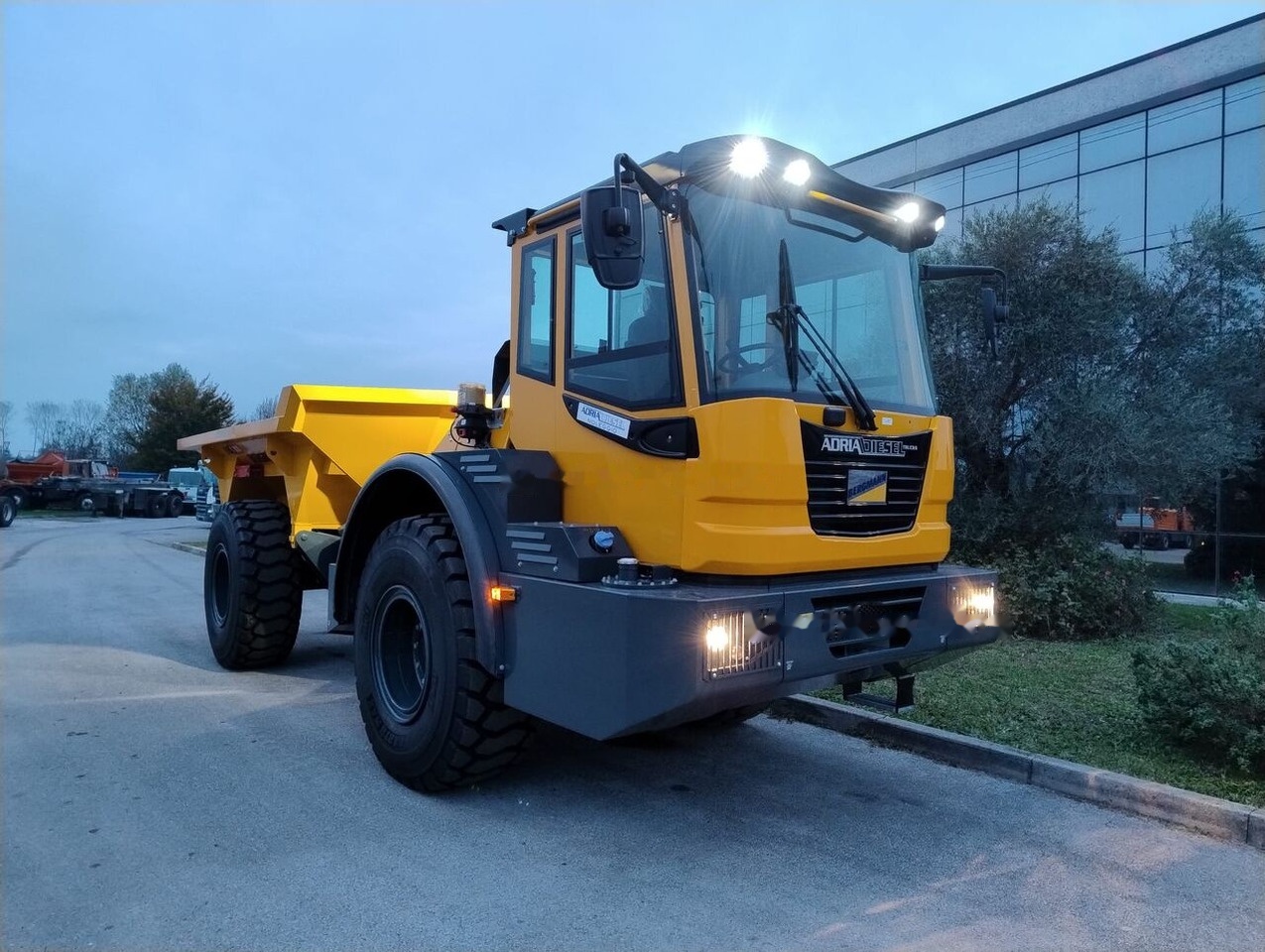 Bergmann C815s - شاحنة مفصلية: صور 2 Bergmann C815s - شاحنة مفصلية: صور 2